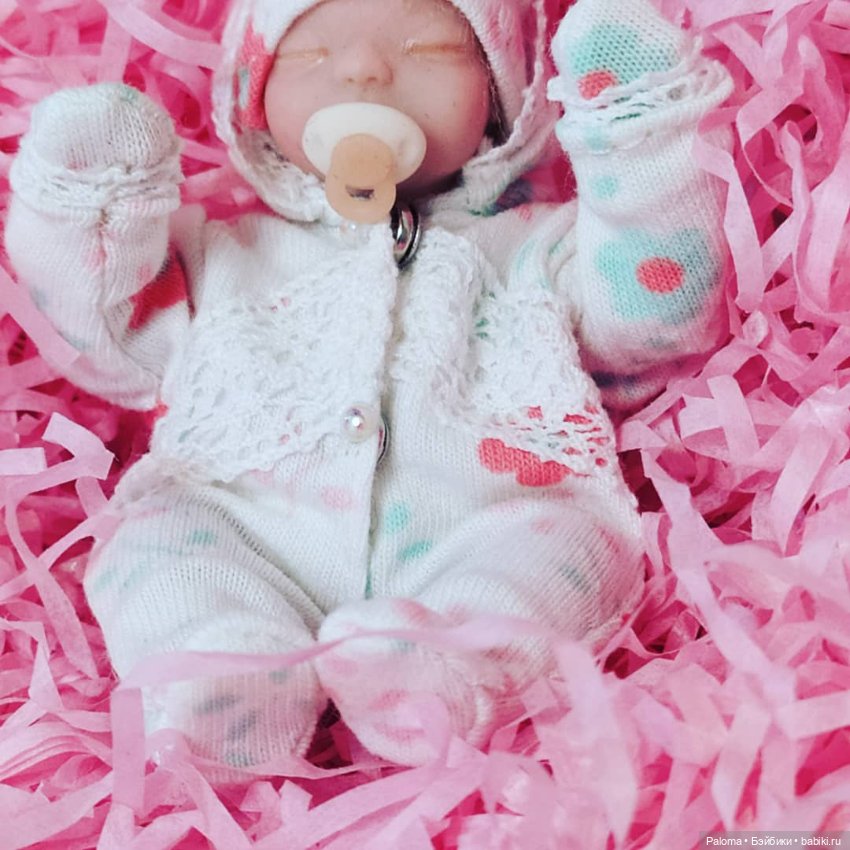 Яночка, миниатюрный младенец в коробке (фото 5)