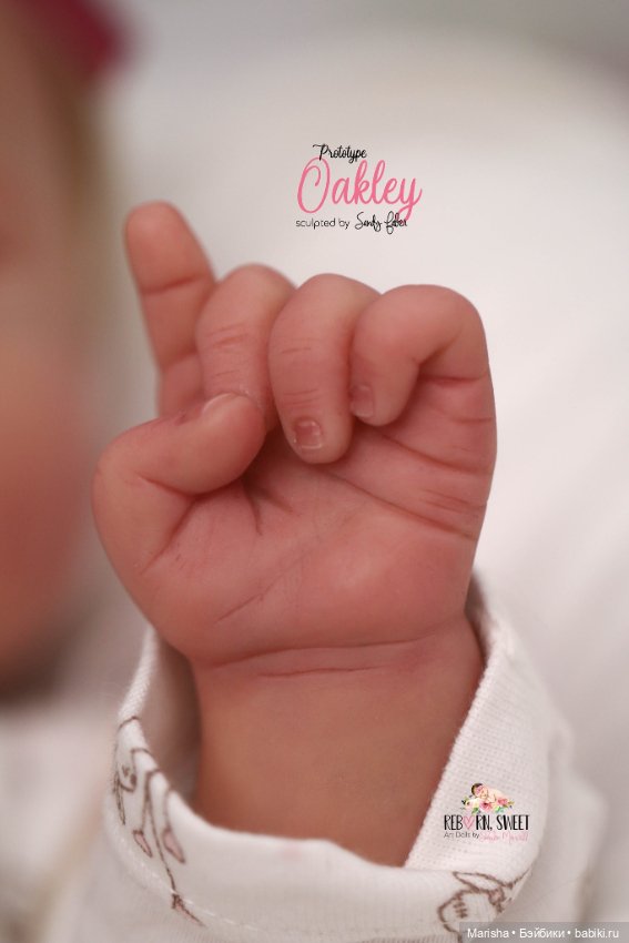 Oakley скульптора Sandy Faber, автор прототипа Shaylen Maxwell