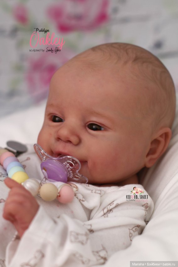 Oakley скульптора Sandy Faber, автор прототипа Shaylen Maxwell
