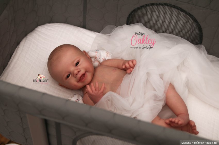 Oakley скульптора Sandy Faber, автор прототипа Shaylen Maxwell