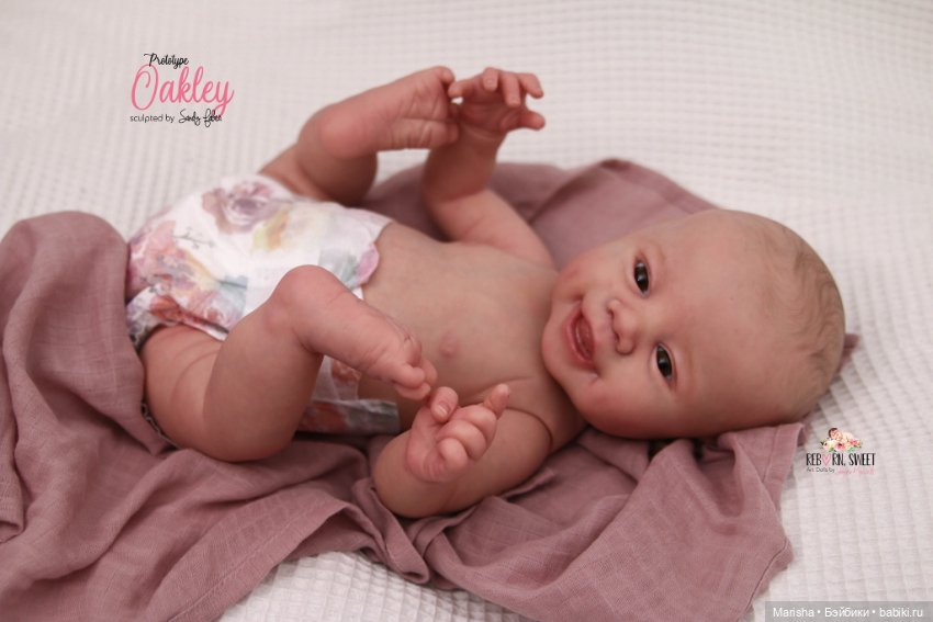 Oakley скульптора Sandy Faber, автор прототипа Shaylen Maxwell