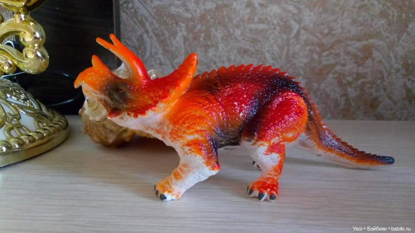 Набор фигурок Динозавров (6 шт) и обезьянка на палец. Покупки из Магнита