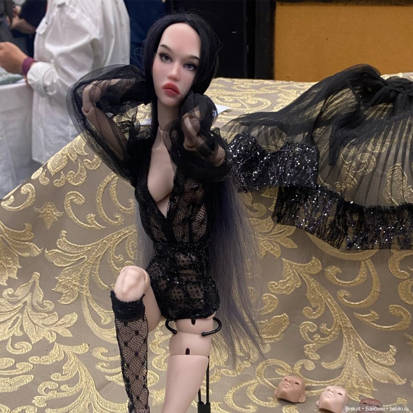 Мы на Тишинке. Салон кукол 2020