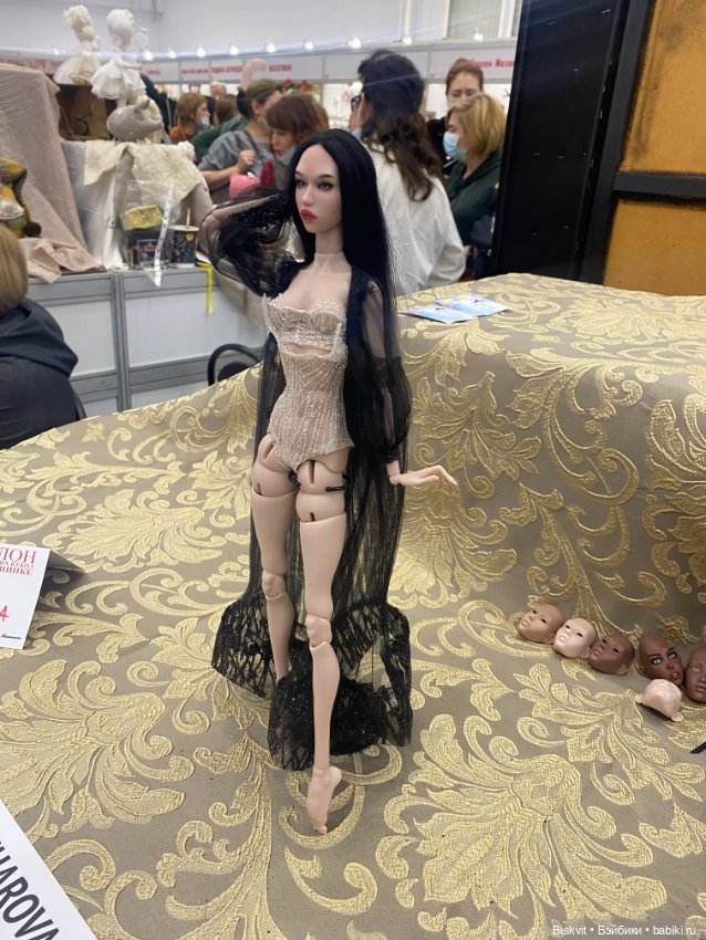 Мы на Тишинке. Салон кукол 2020