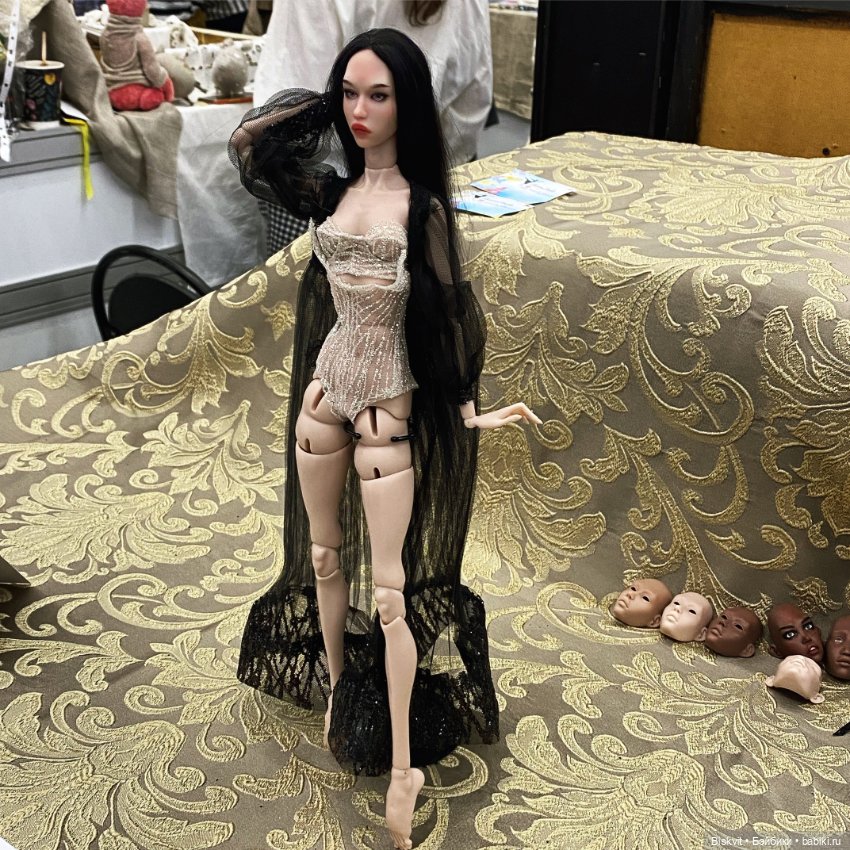 Мы на Тишинке. Салон кукол 2020