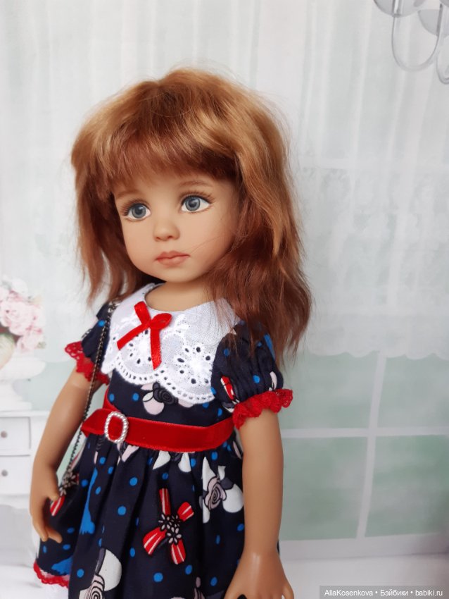 Трём сестричкам по новому платью