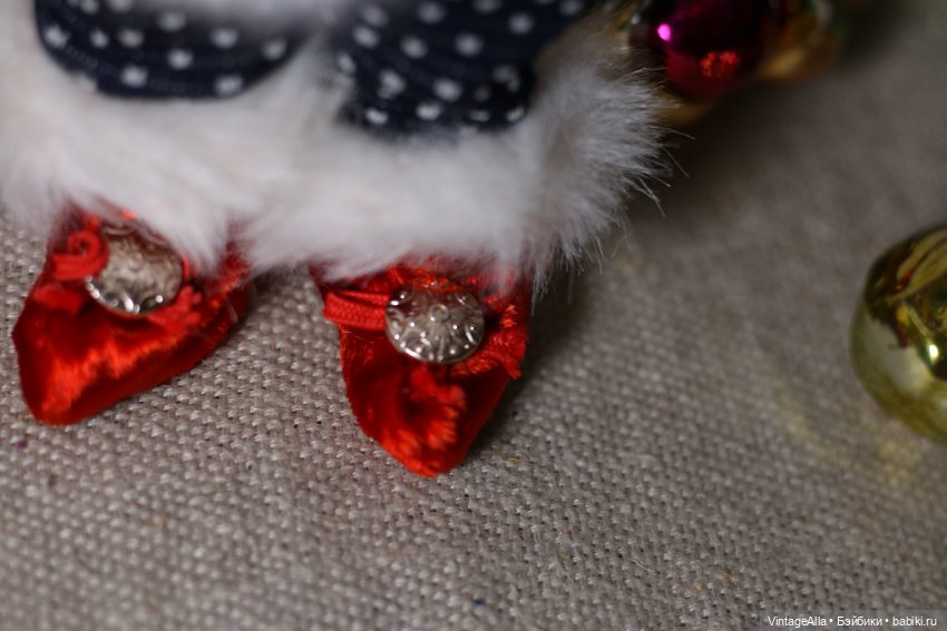 Давайте закупимся шампанским, что ли