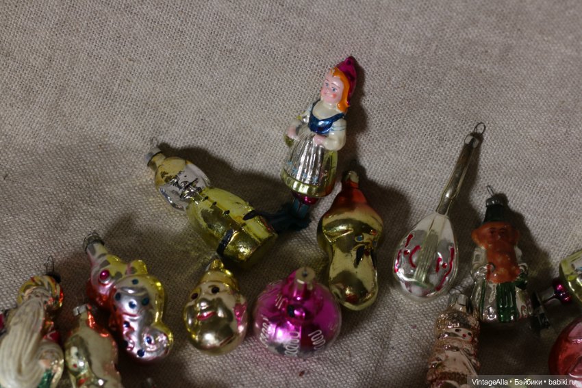 Давайте закупимся шампанским, что ли