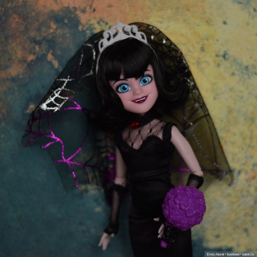 Дочка Дракулы выходит замуж