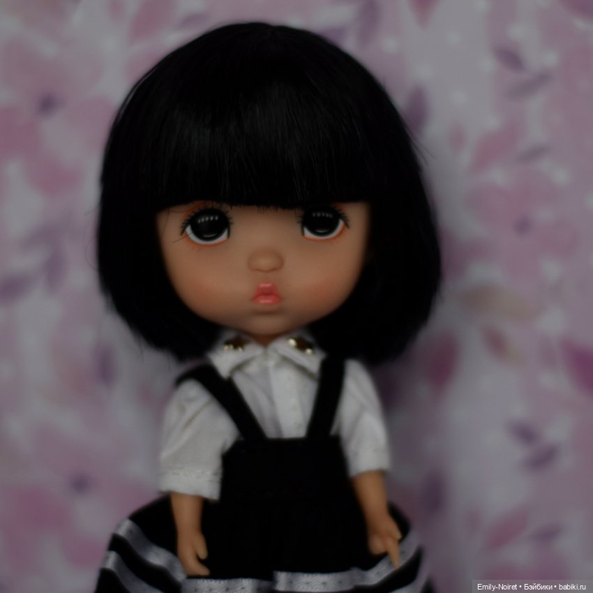 Элли и Энни — Азиатские виниловые куклы (разное): Китай