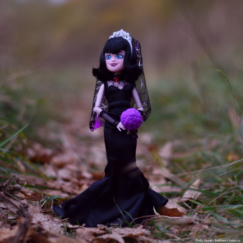 Дочка Дракулы выходит замуж (фото 10)