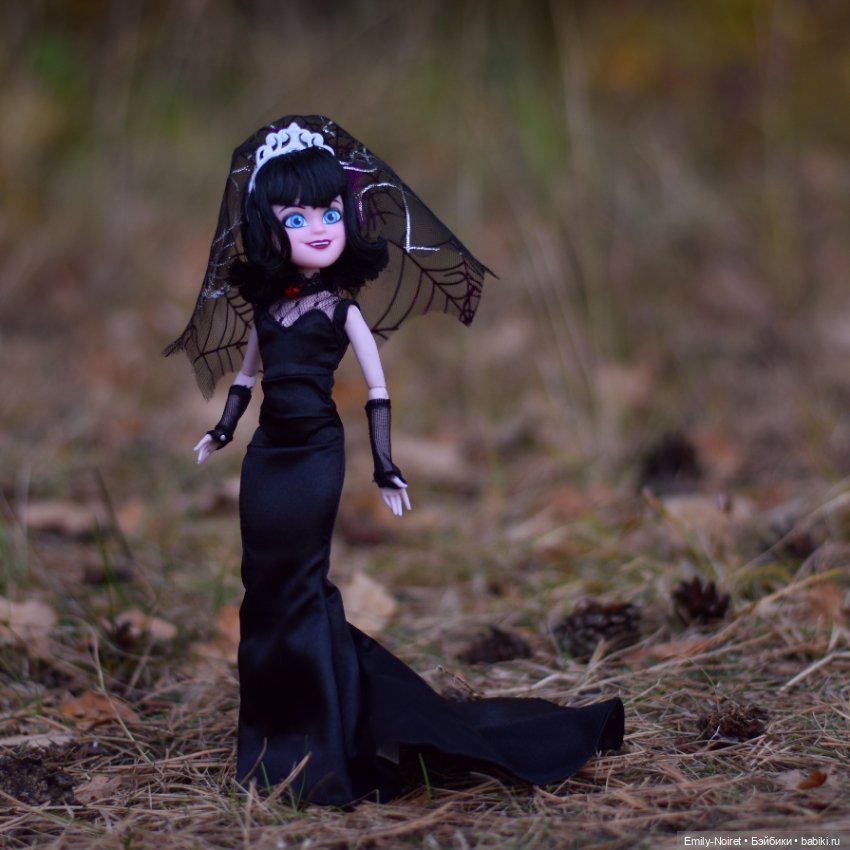 Дочка Дракулы выходит замуж (фото 7)