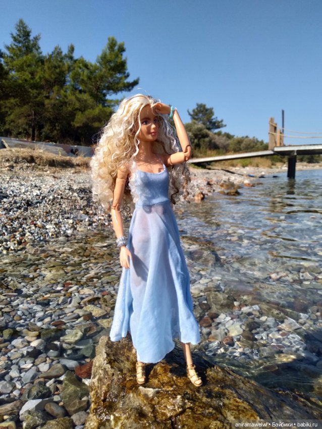 Вторая фотосессия Милли. Милли в голубом платье (фото 9)