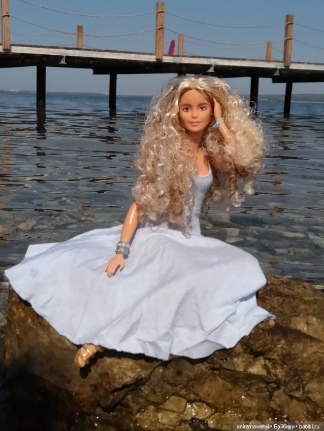 Вторая фотосессия Милли. Милли в голубом платье (фото 4)