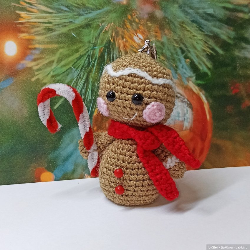 Пряничный человечек. Ёлочная игрушка ручной работы (фото 8)