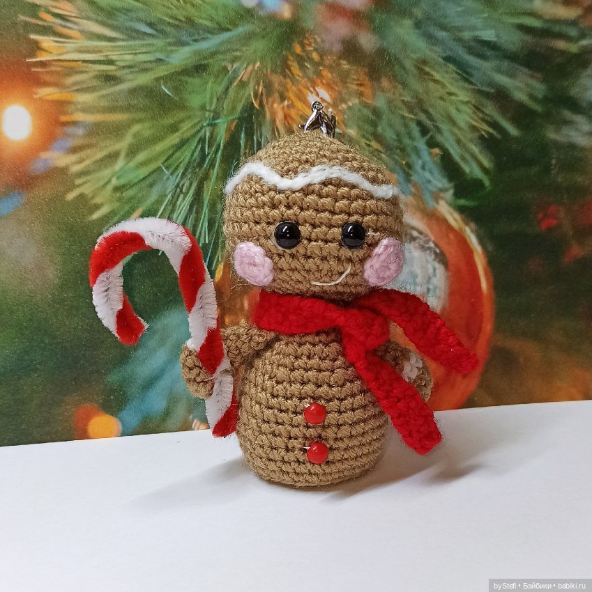 Пряничный человечек. Ёлочная игрушка ручной работы (фото 7)