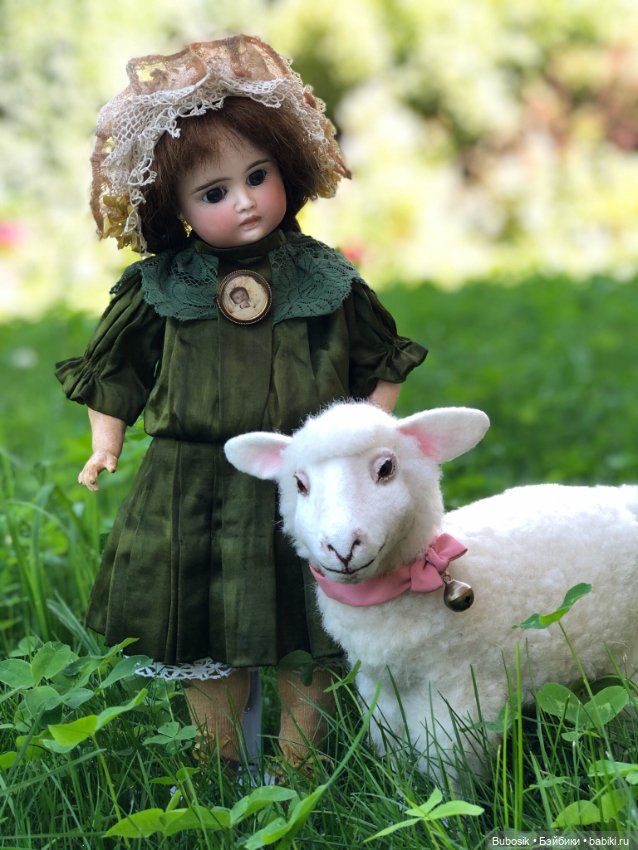 Встряхнемся. Антикварные куклы сезона Лето 2020