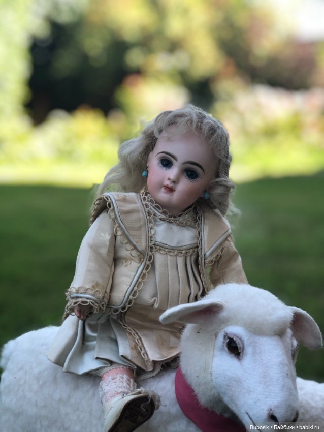 Встряхнемся. Антикварные куклы сезона Лето 2020