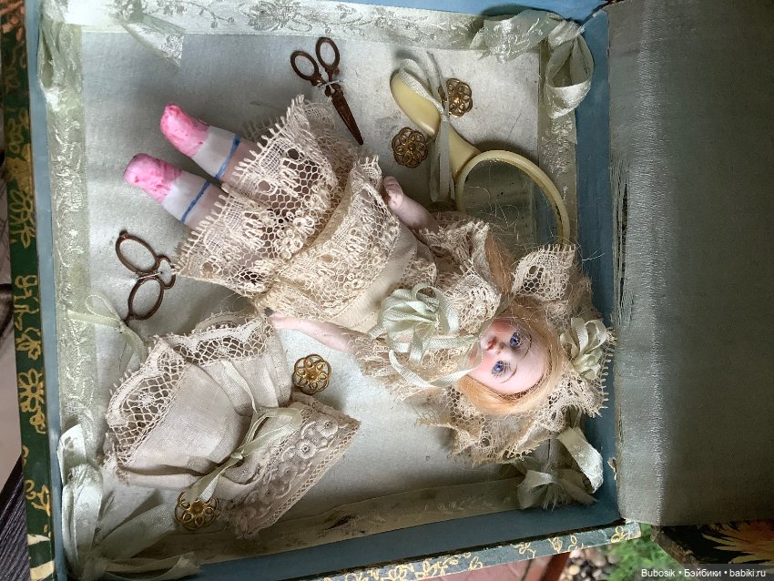 Встряхнемся. Антикварные куклы сезона Лето 2020