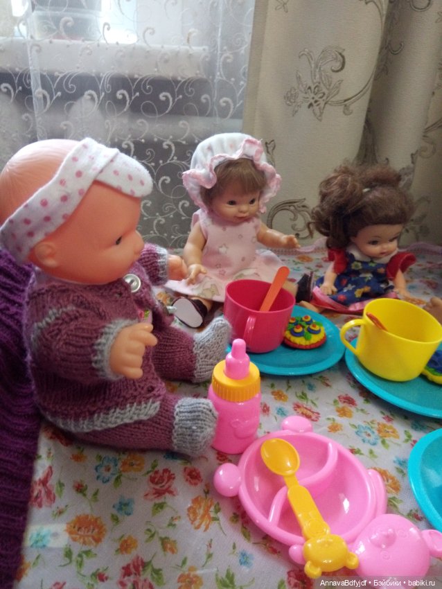 Как проводят время наши куколки (фото 4)
