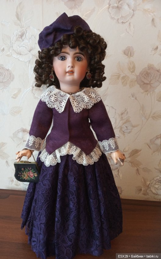 Новый наряд для Николь — Антикварные куклы Jumeau (Жюмо): Tete Jumeau (фото 3)