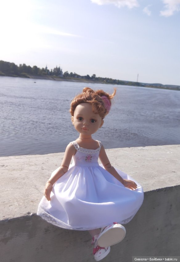 Принцессы на прогулке — Куклы Paola Reina (Паола Рейна): новинки (фото 4)