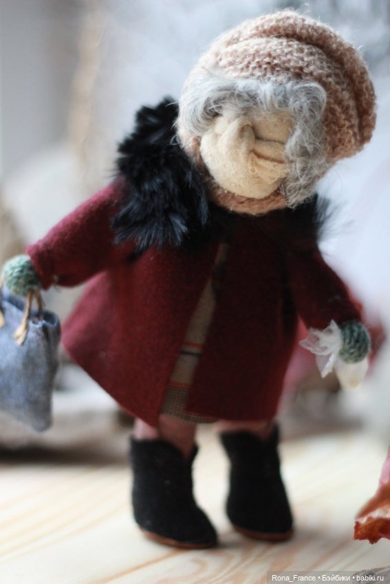Баба Люба из серии "Бабки из тряпки" (фото 2)