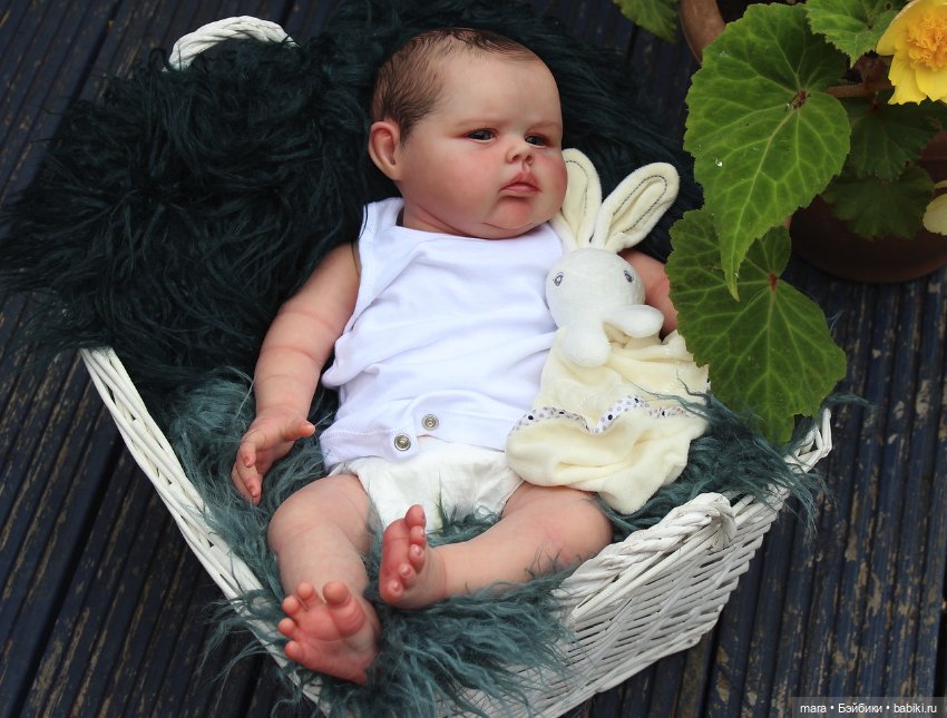 Ella скульптора Bonnie Sieben, автор прототипа Sam's Reborn Nursery