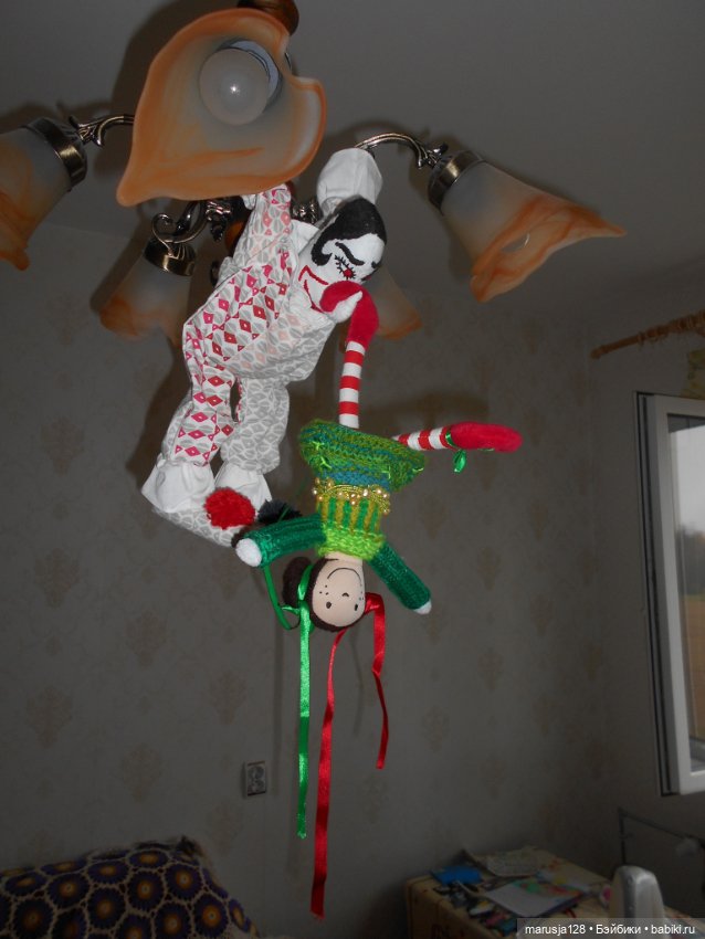 Выступление акробатического дуэта для старшего брата и сестры. С Днём Рождения (фото 4)