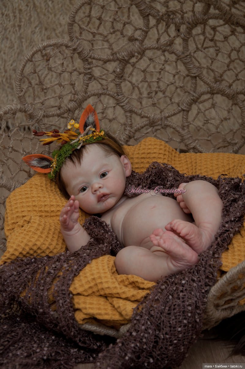 Meadow скульптора Andrea Arcello, автор прототипа Silvia Ezquerra