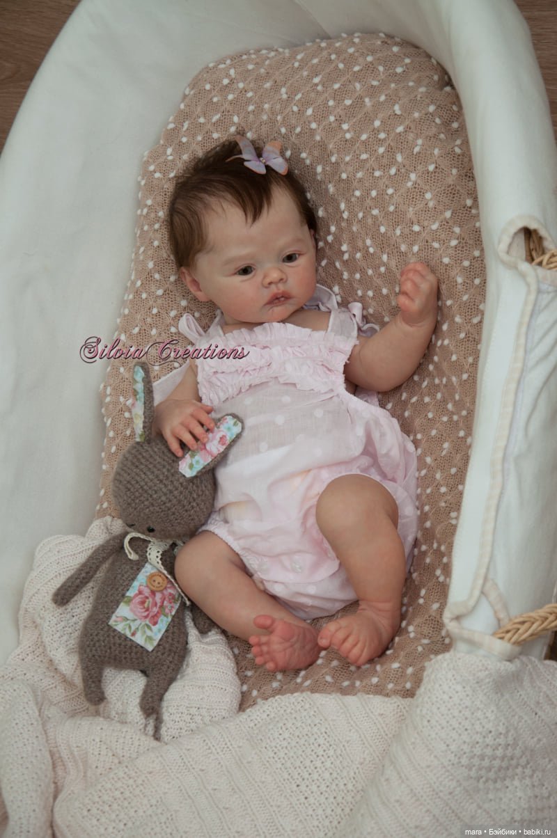 Meadow скульптора Andrea Arcello, автор прототипа Silvia Ezquerra (фото 2)