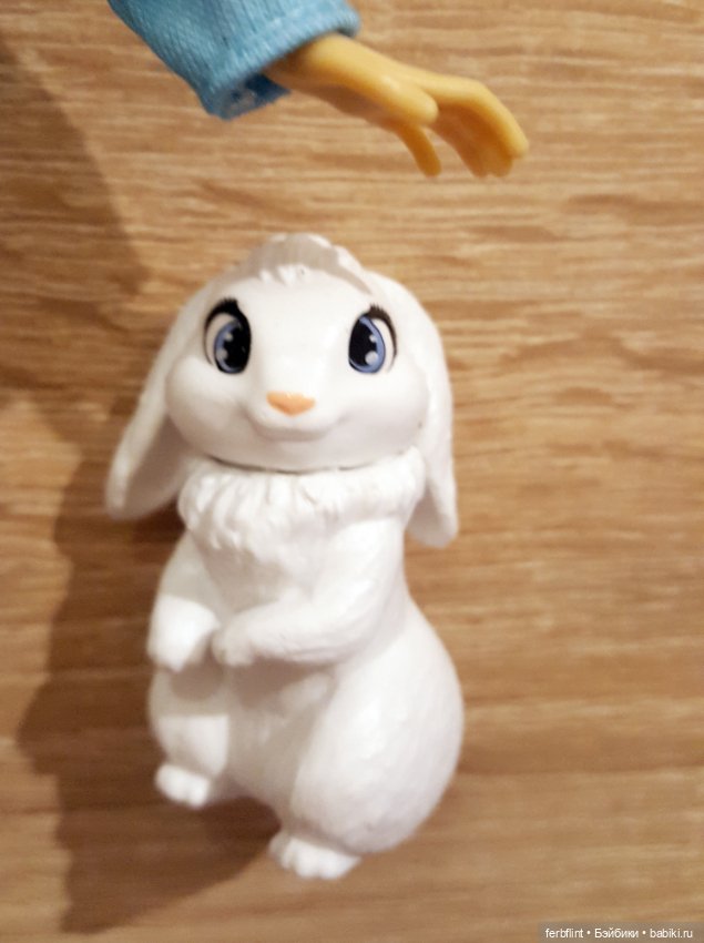 Малышка Фэй-Фэй — Куклы Creatable World (Mattel): шарнирные (фото 4)