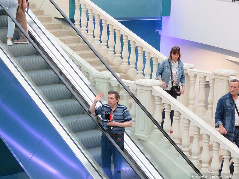 Мой муж не стесняется моих кукол на людях. (Остров мечты)