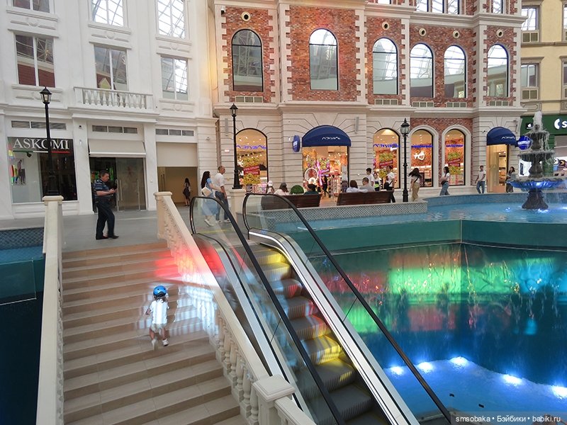 Мой муж не стесняется моих кукол на людях. (Остров мечты)