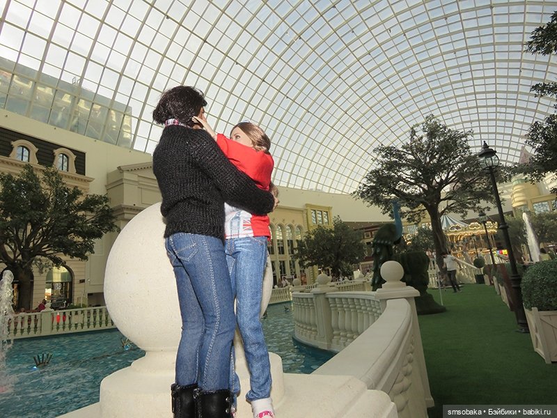 Мой муж не стесняется моих кукол на людях. (Остров мечты)