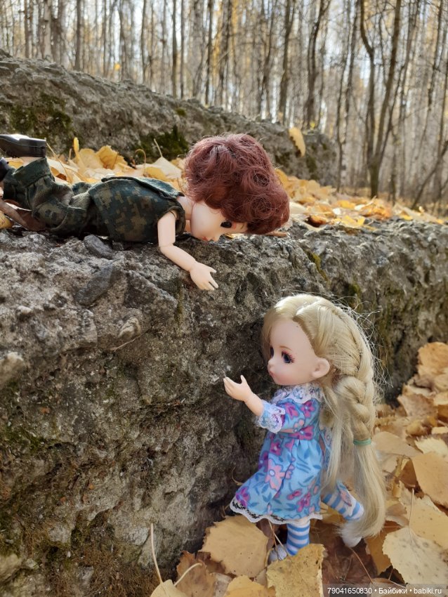 Прогулка Аришки и Артемки