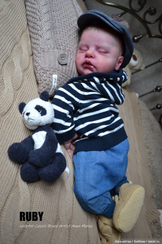 Руби родился и спешит к маме. Кукла-реборн Анны Морозовой (фото 4)