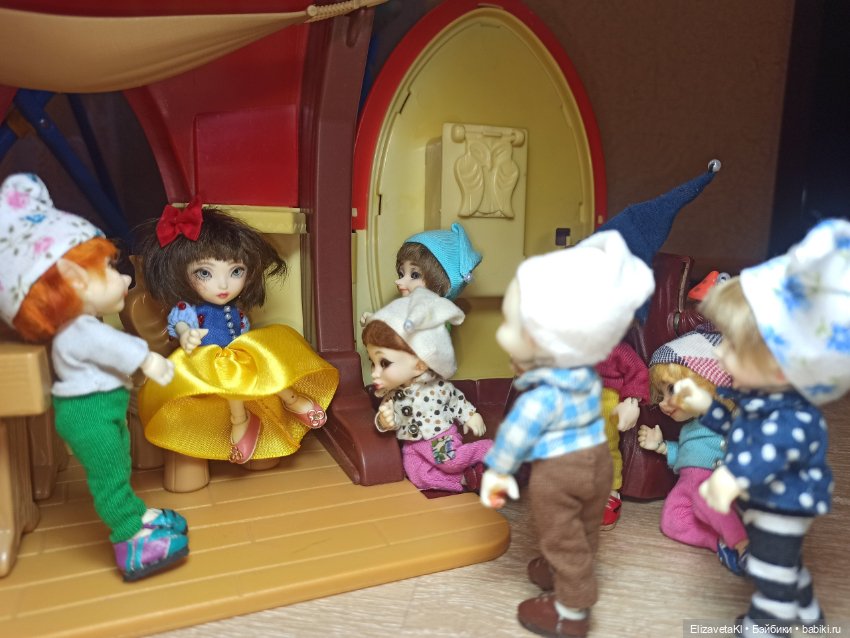 Сказка про Белоснежку и 7 гномов. Realpuki. 110 часть