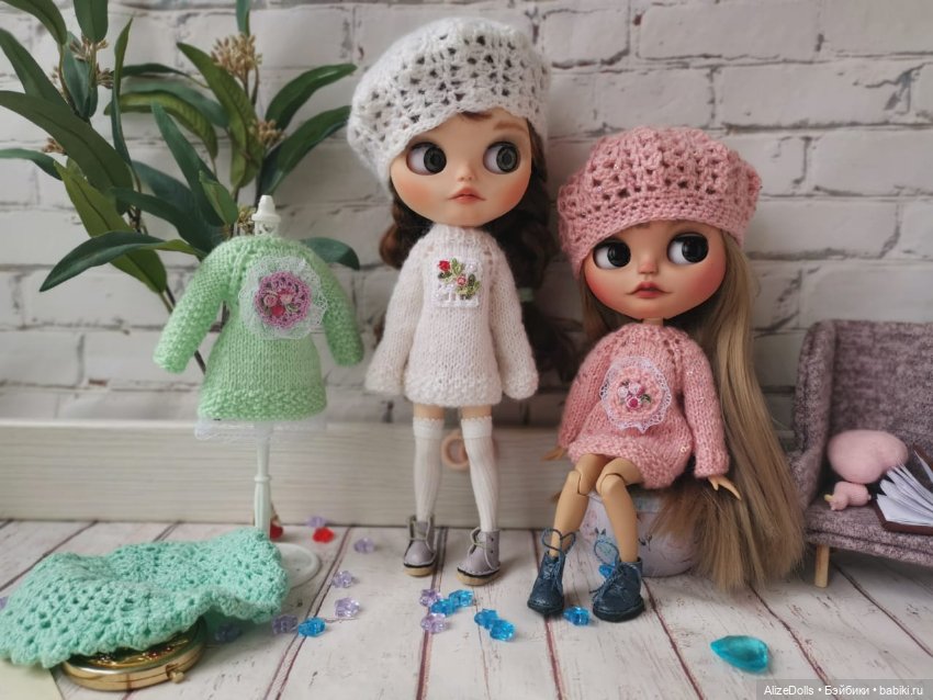 Одеваем девчонок блайз в вязанные комплекты