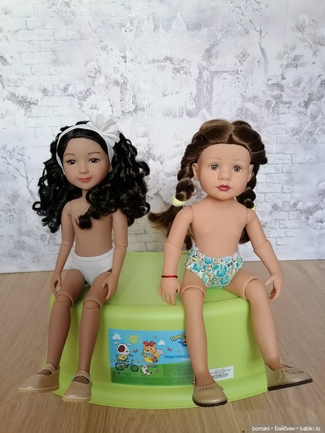 Rubi Red против Gotz — Куклы Ruby Red (Руби Ред) Fashion Friends: Siblies (фото 8)