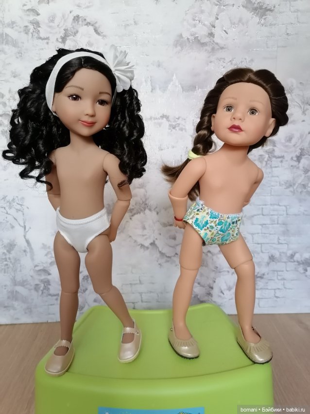 Rubi Red против Gotz — Куклы Ruby Red (Руби Ред) Fashion Friends: Siblies (фото 10)