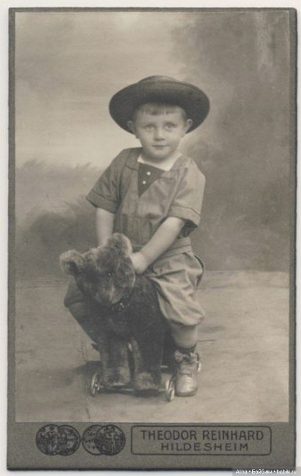 Старинные мишки на колёсиках (фото 8)