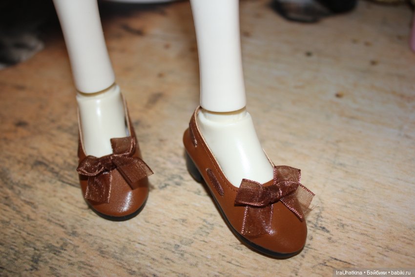 Шарнирная кукла Шарлотта (фирма Xinyiwawa)