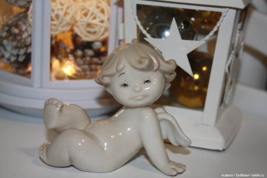 Ангелочек из фарфора создает новогоднее настроение (фото 3)