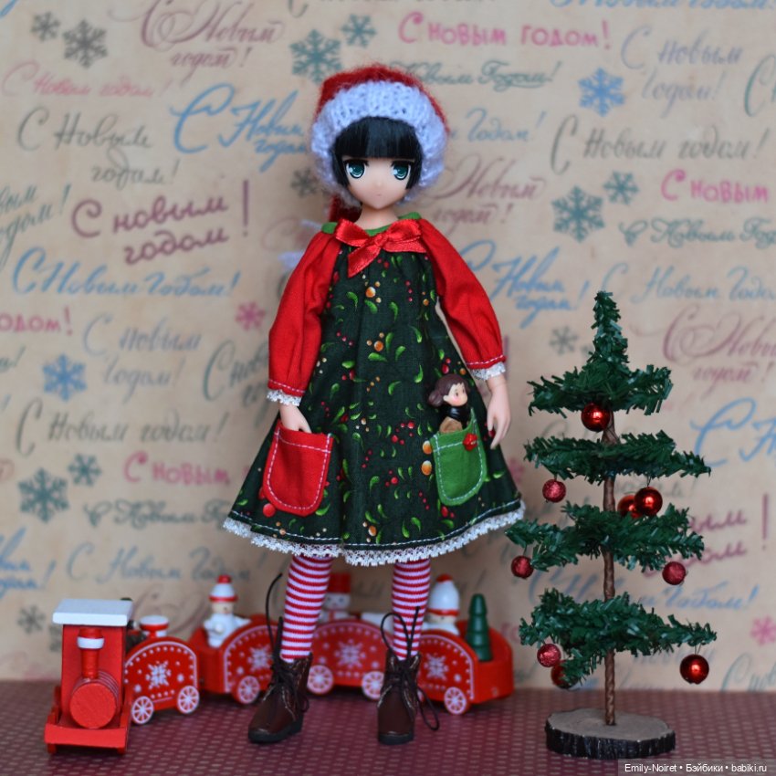 Маленькая помощница Санты