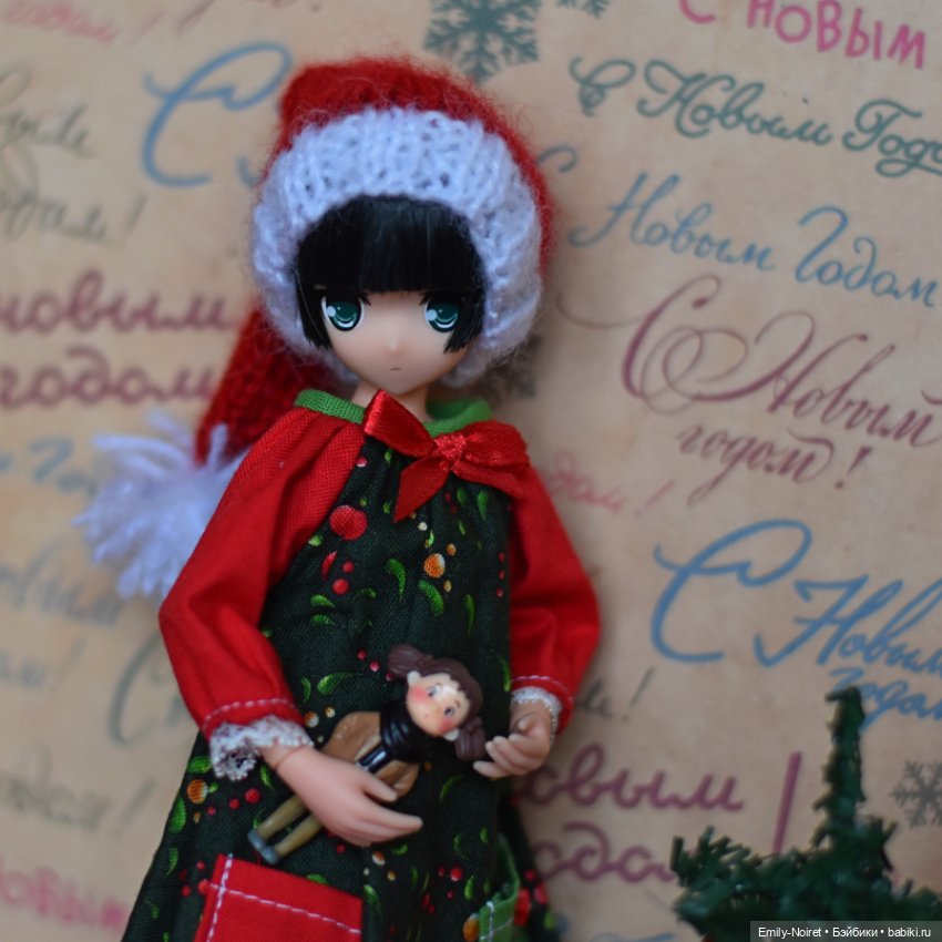 Маленькая помощница Санты (фото 4)