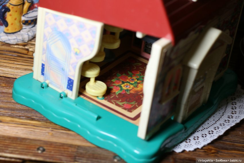 Кукольные домики придумали гении (фото 2)