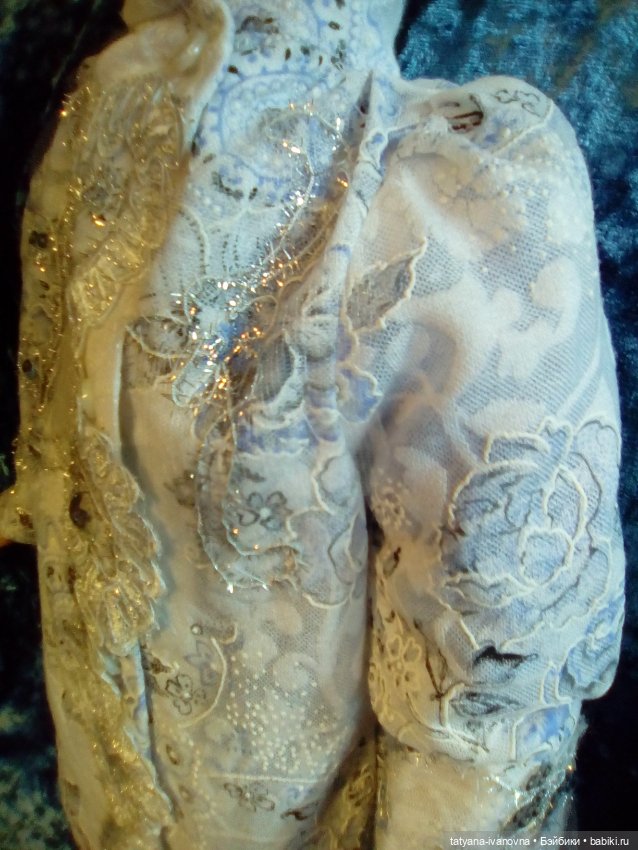 Снегурочка в новом наряде (фото 5)