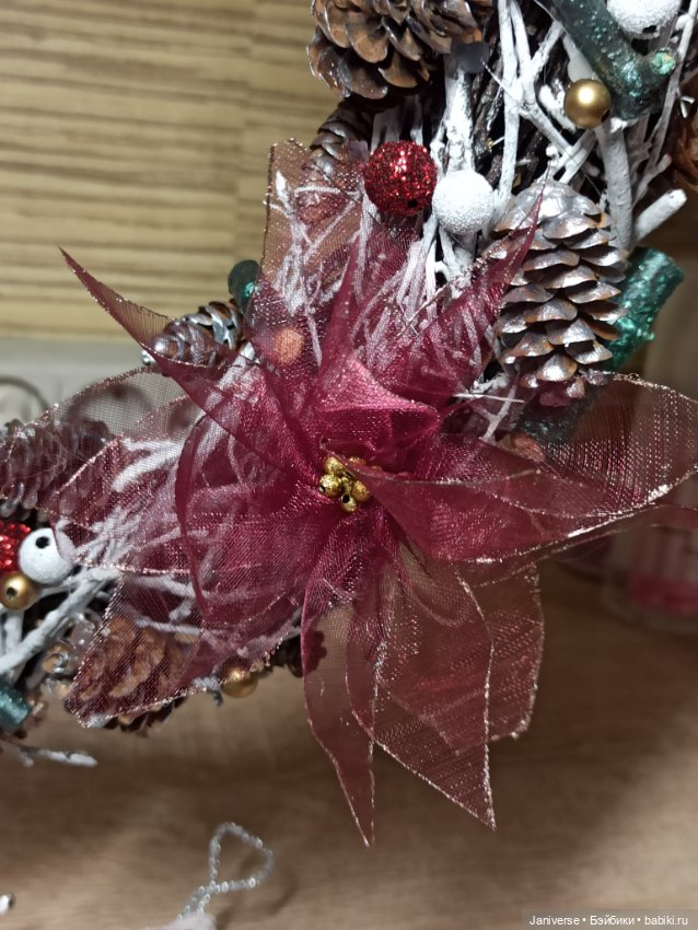 Рождественский веночек и мягкие ёлочные украшения в детский сад