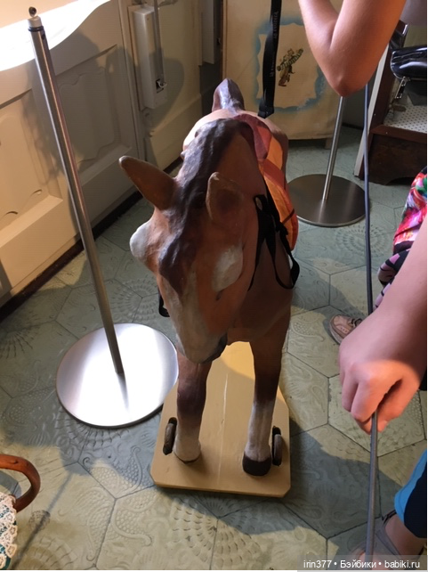 Интерьеры квартиры начала 20 века. Или где могли жить куклы (фото 3)